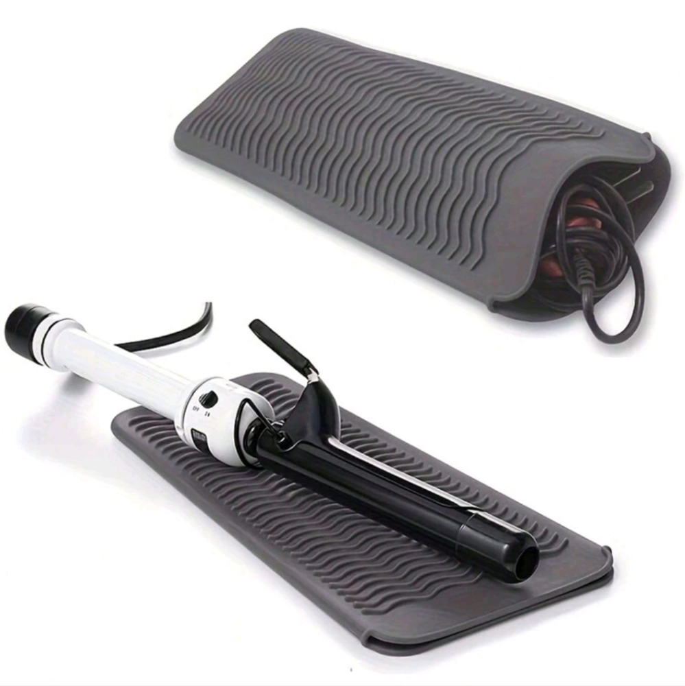 NWOT Flat Iron Heat Resistant Travel Pouch